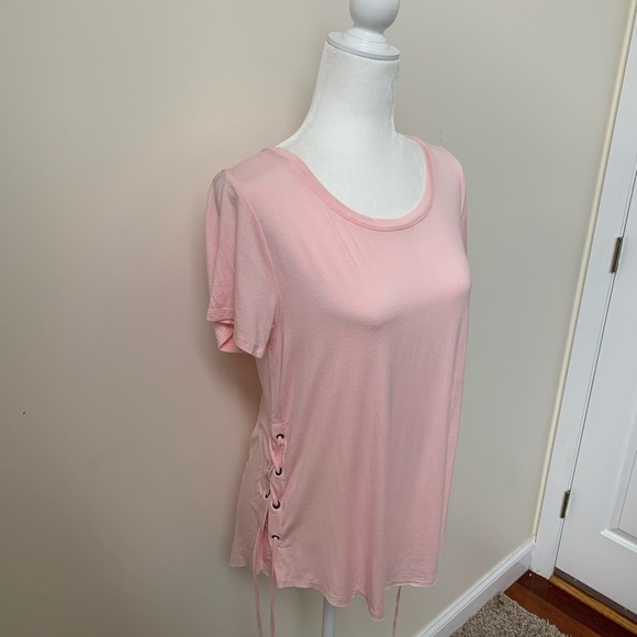 Hollister Lace Up Sides Light Pink Tee Shirt - Picture 2 of 6